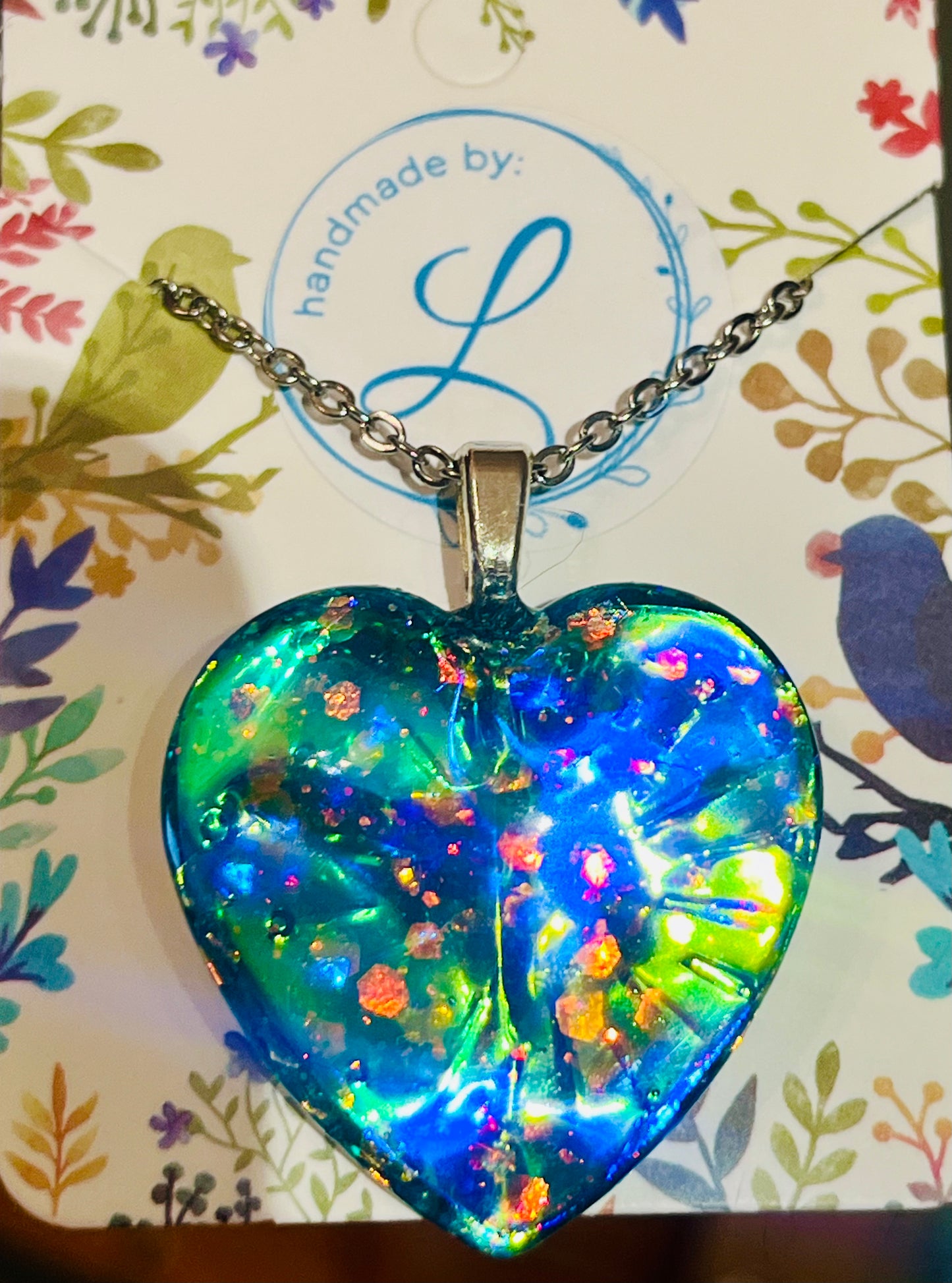 Heart Resin Iridescent Necklace